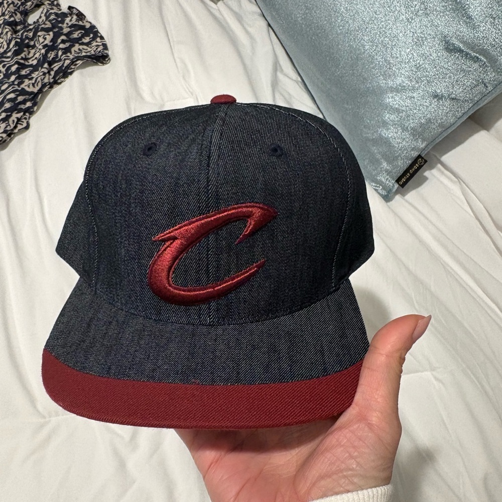 Brand New Mitchell & Ness Navy and Red Cavaliers Hat
